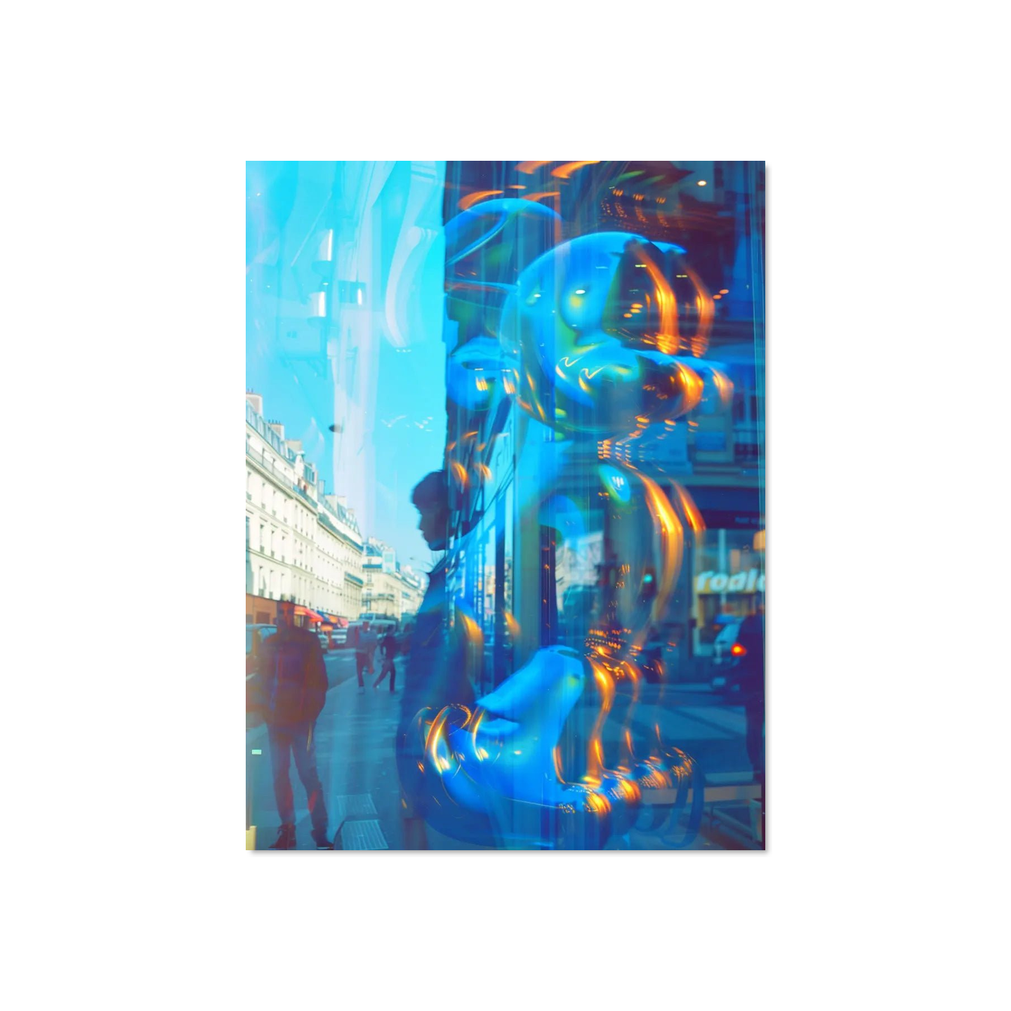 Elara Voss - Urban Flow Corners